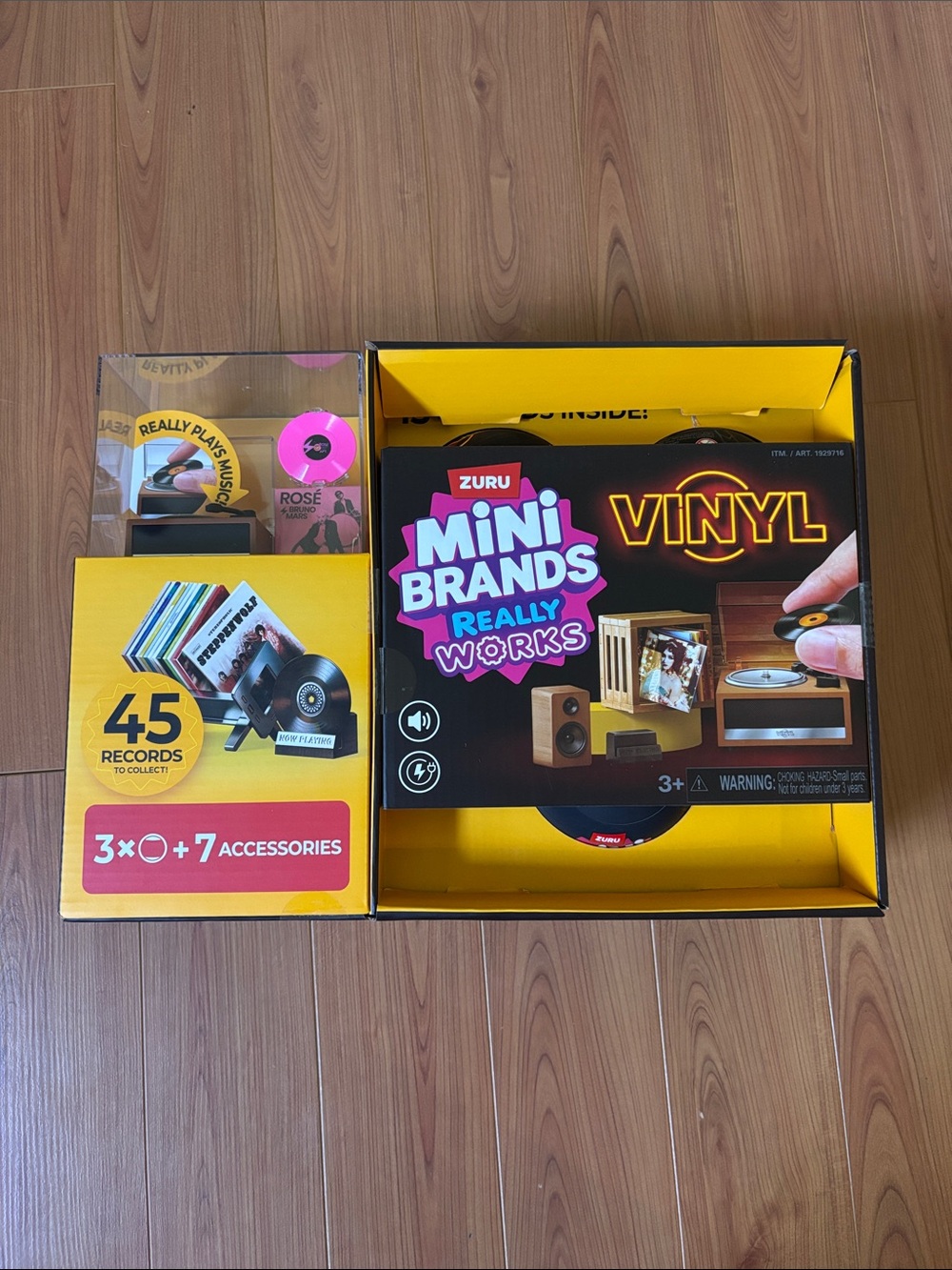 Costco ZURU Mini Brands Vinyl set